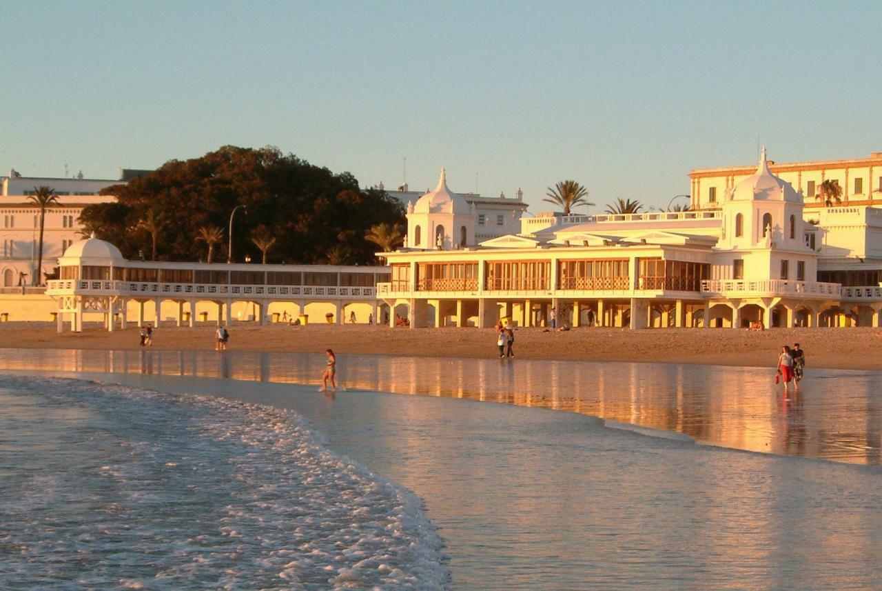 Gades Suite Cádiz Eksteriør bilde